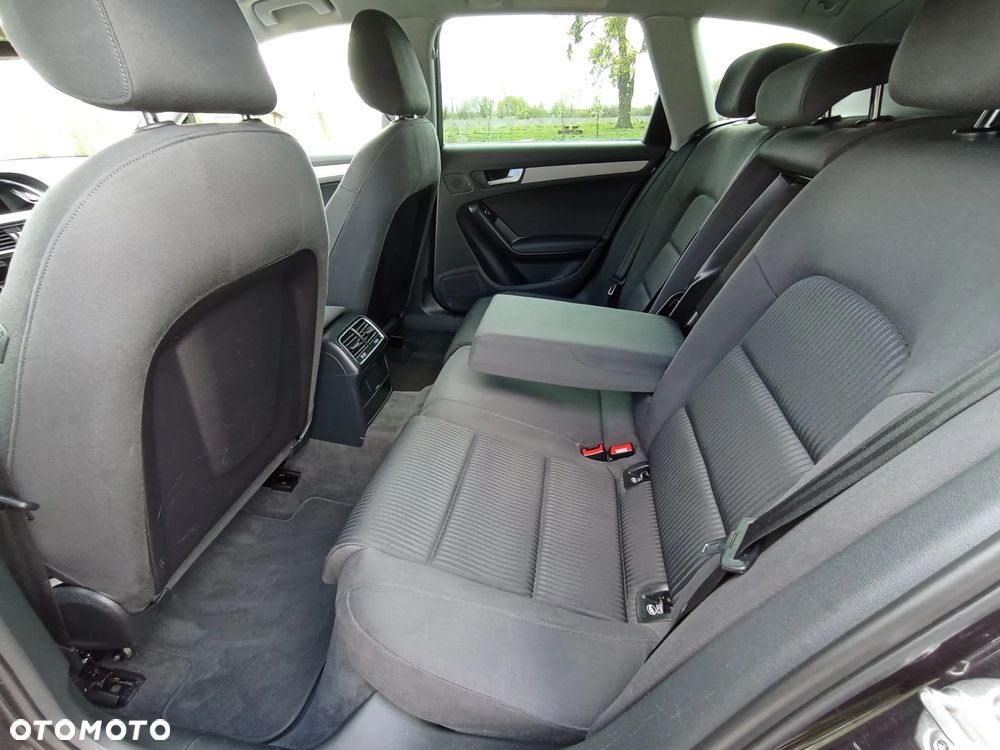 Audi A4 Avant - 22