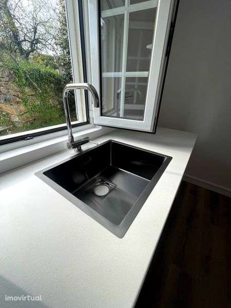 T3 no Centro de Celorico de Basto | Cozinha Nova | Entrada Imediata - Grande imagem: 3/10