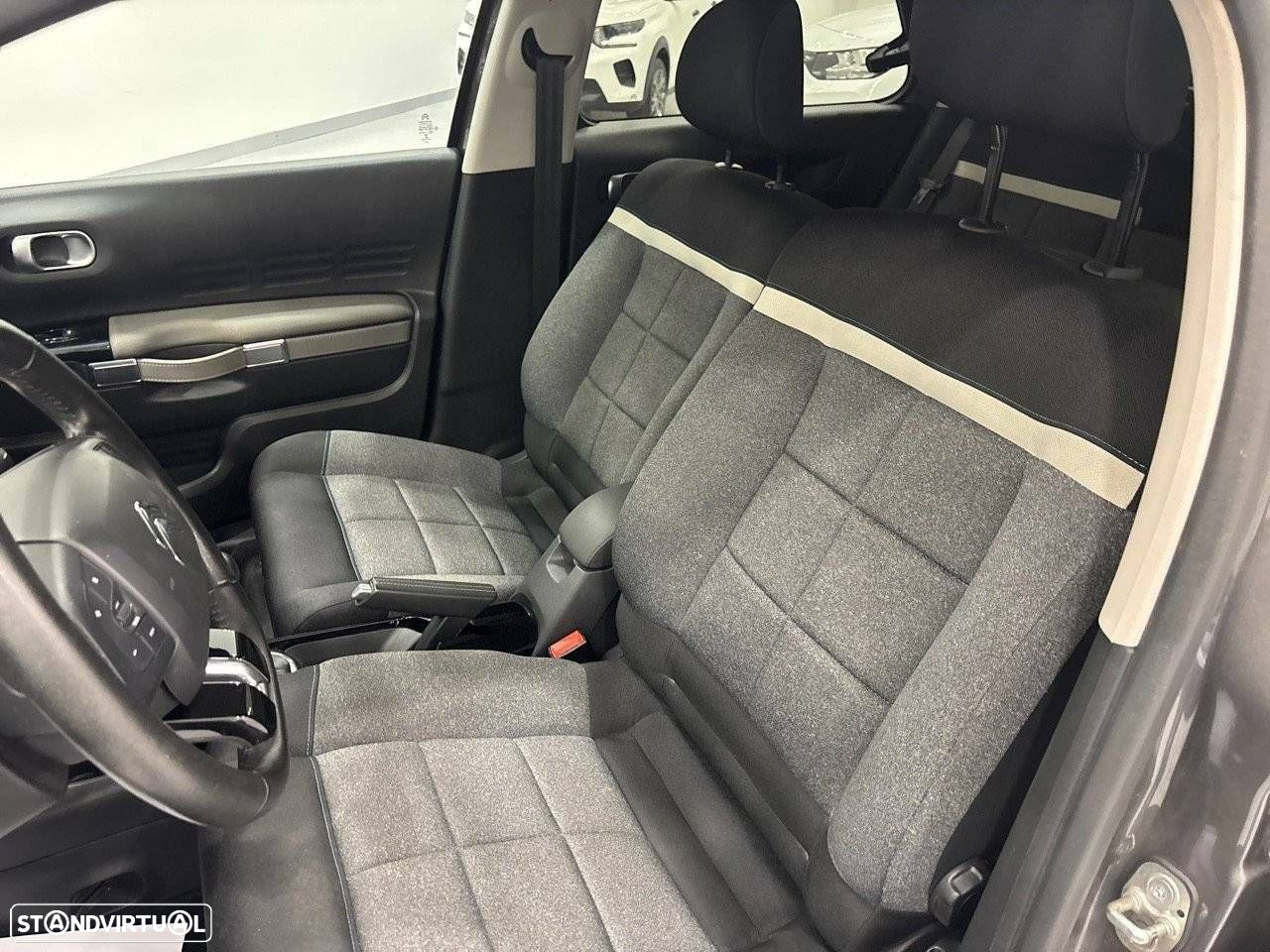 Citroën C4 Cactus 1.2 PureTech Shine - 9
