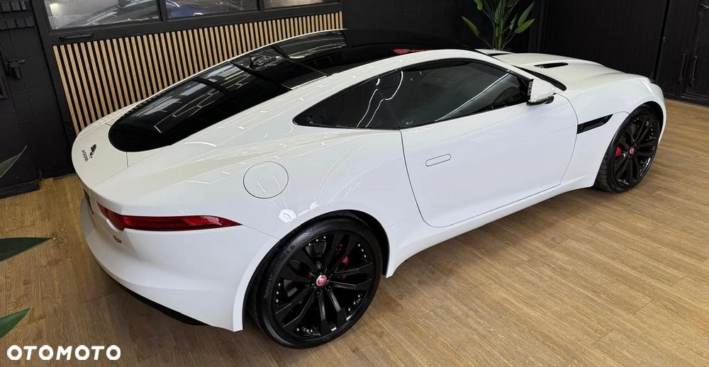 Jaguar F-Type S - 10