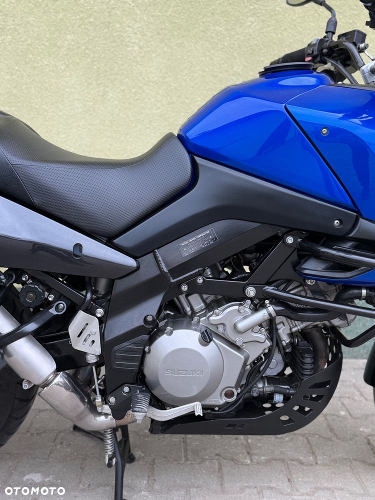 Suzuki DL - 8