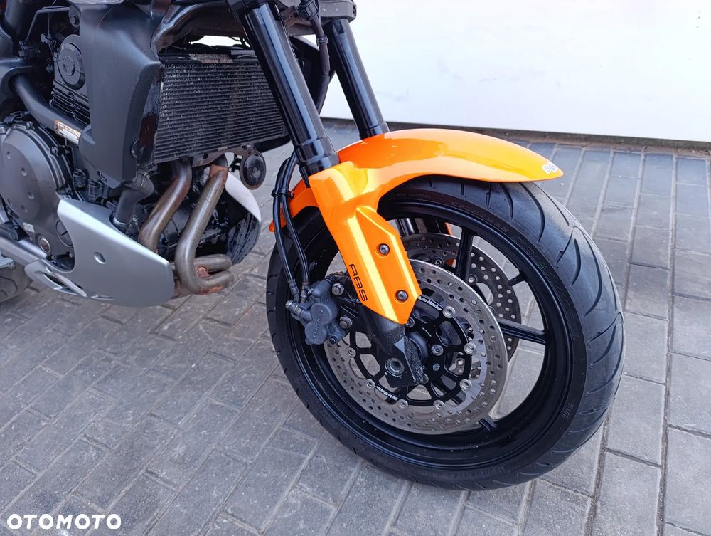 Kawasaki Versys 650 - 32