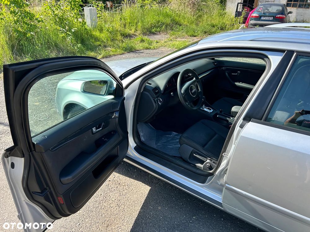 Audi A4 Avant - 8