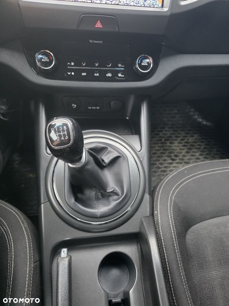 Kia Sportage 1.6 GDI 2WD Fifa World Cup Edition - 20