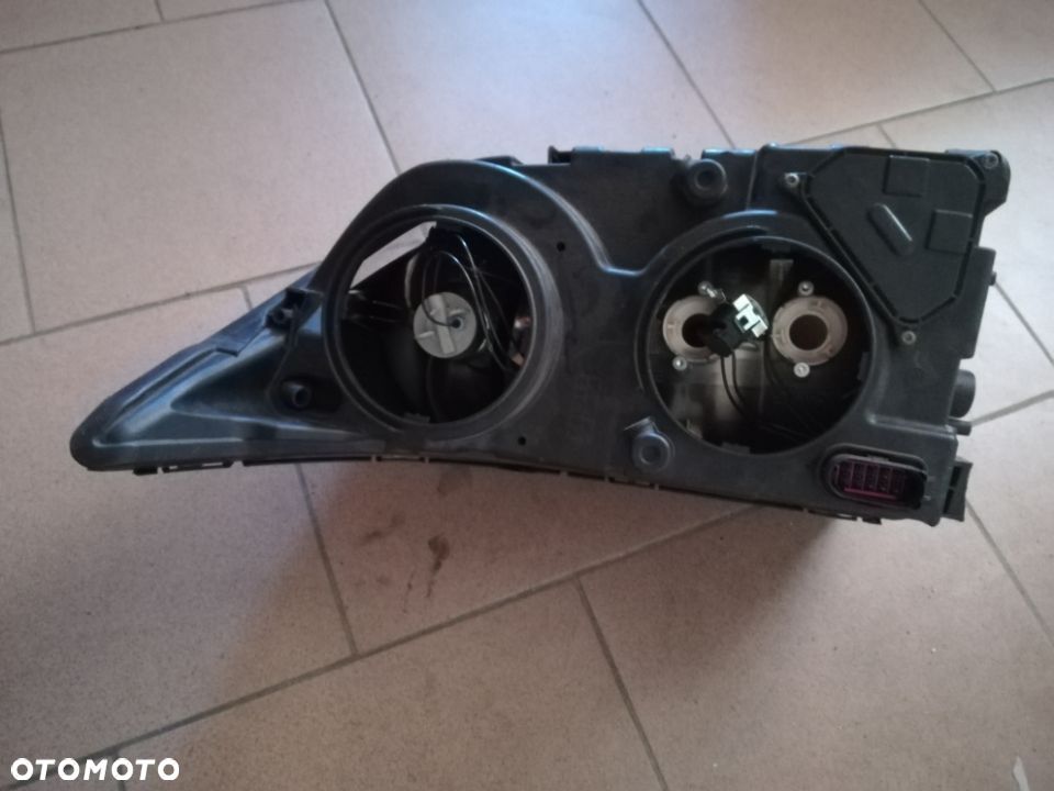 Lampa przód VW Crafter lewa  Europa - 4
