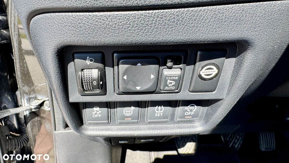 Nissan Juke 1.2 DIG-T N-Connecta EU6 - 25