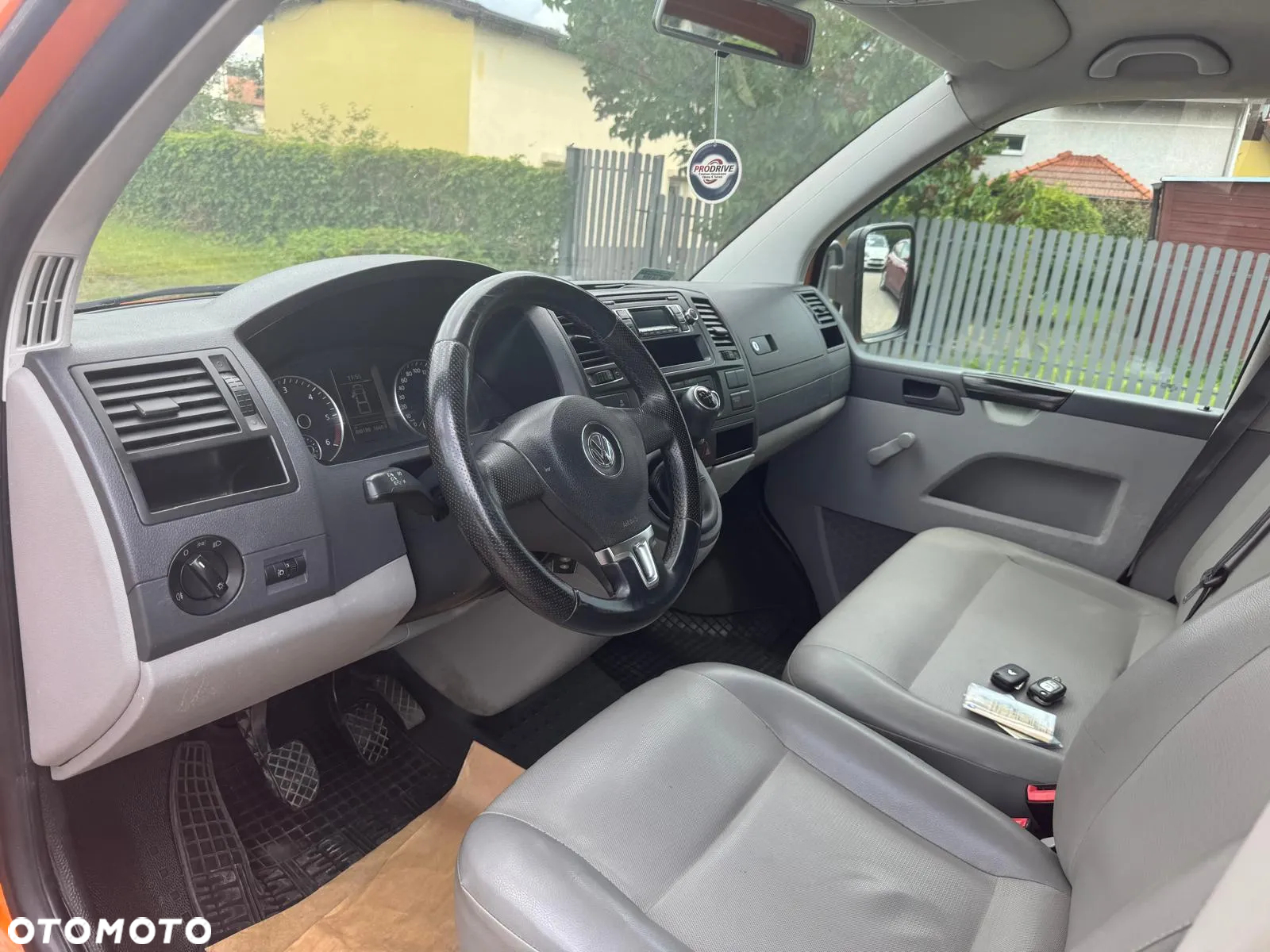 Volkswagen Transporter - 8