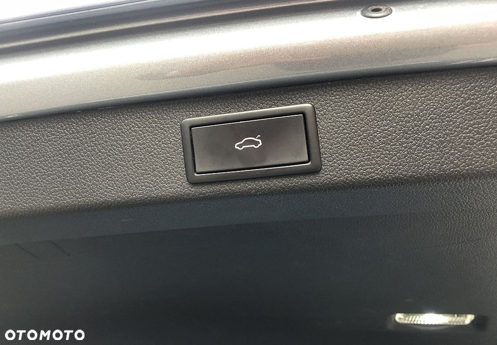 Skoda Superb 2.0 TDI SCR Style DSG - 36