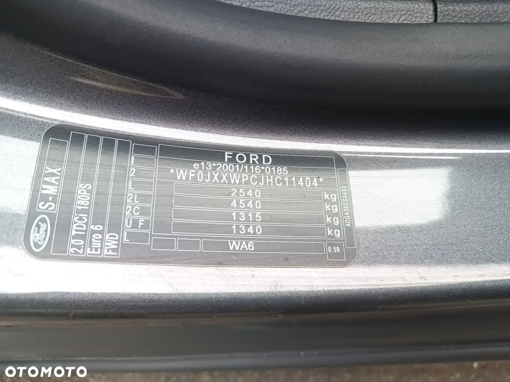 Ford S-Max 2.0 TDCi Titanium PowerShift - 7