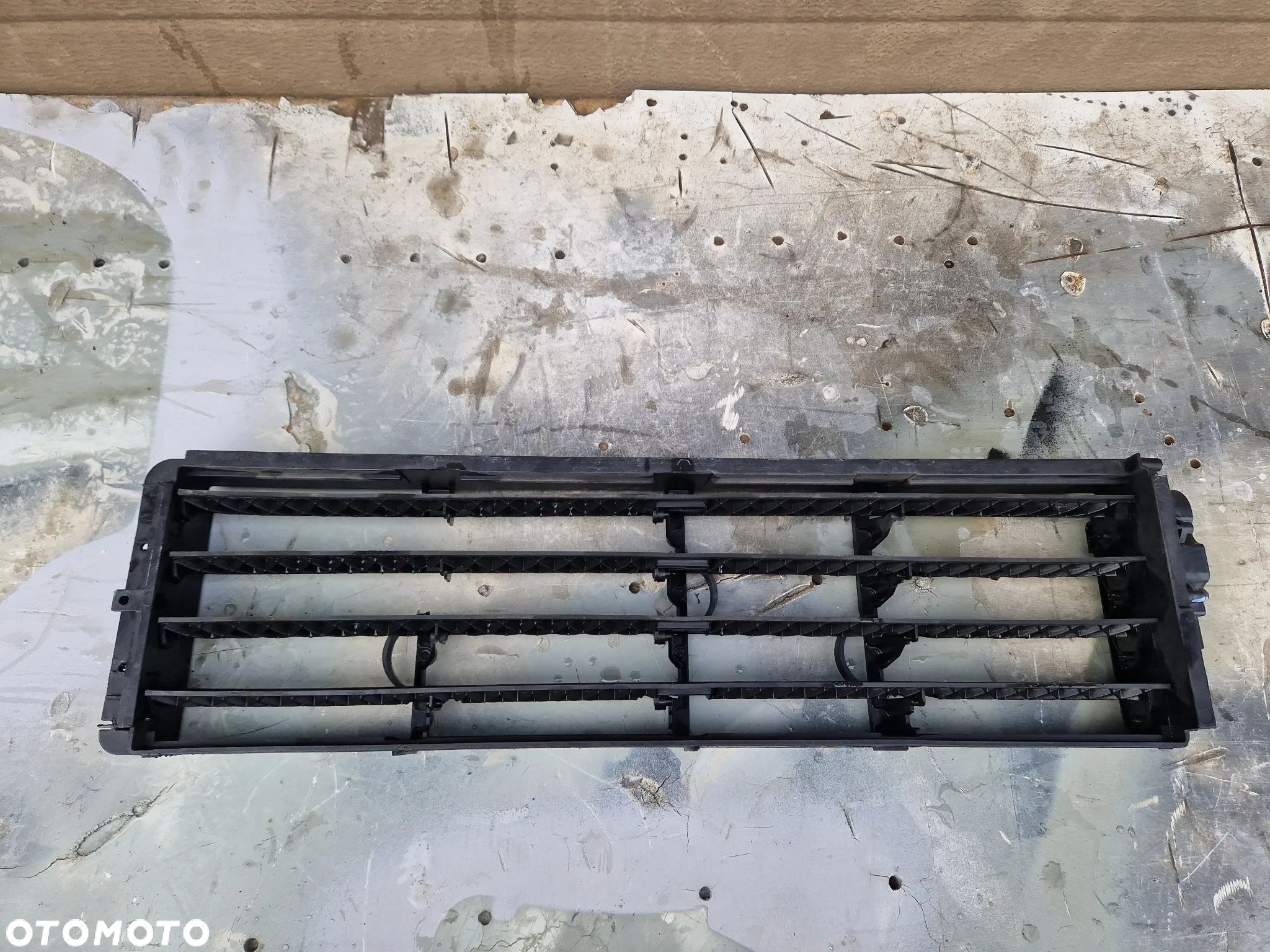 RENAULT CAPTUR ROLETA ŻALUZJA KIEROWNICA POWIETRZA WLOT 620C45475 - 1