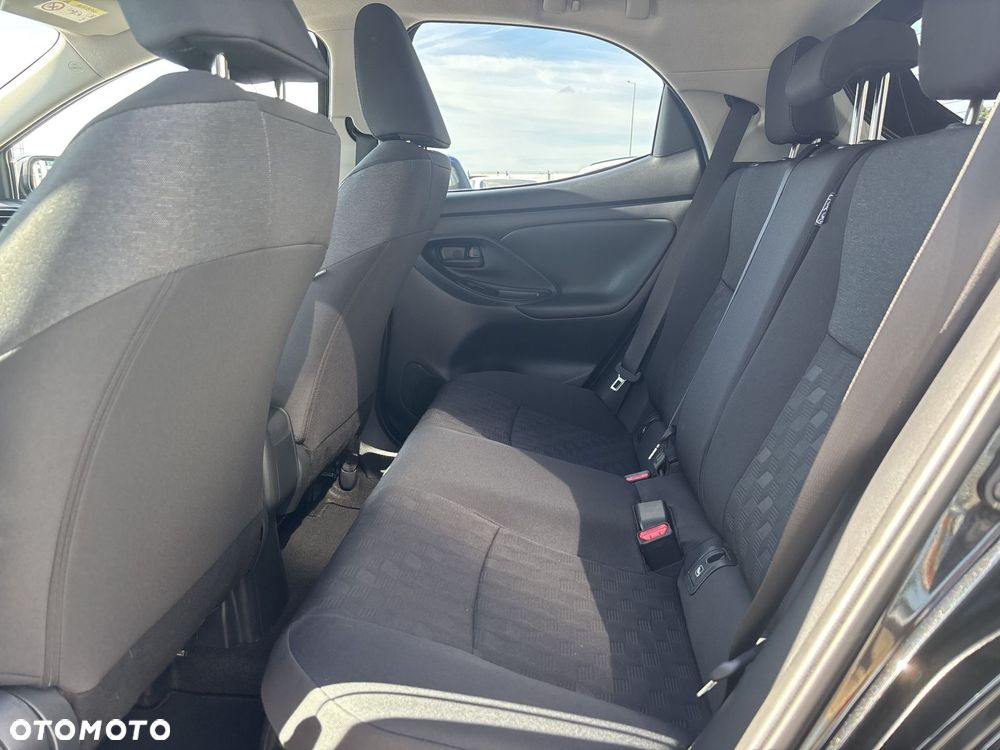 Toyota Yaris Hybrid 1.5 Style - 12