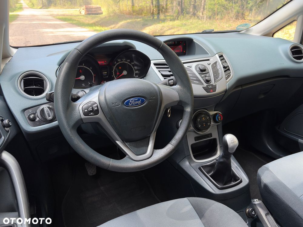 Ford Fiesta 1.25 SYNC Edition - 25