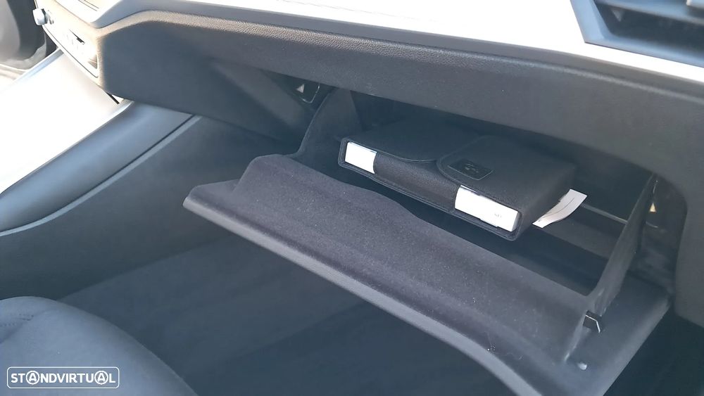 BMW 330 e Corporate Edition Auto - 49