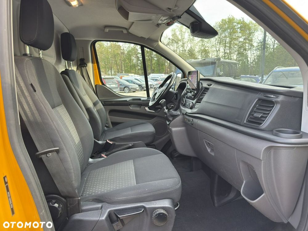 Ford Transit Custom - 16
