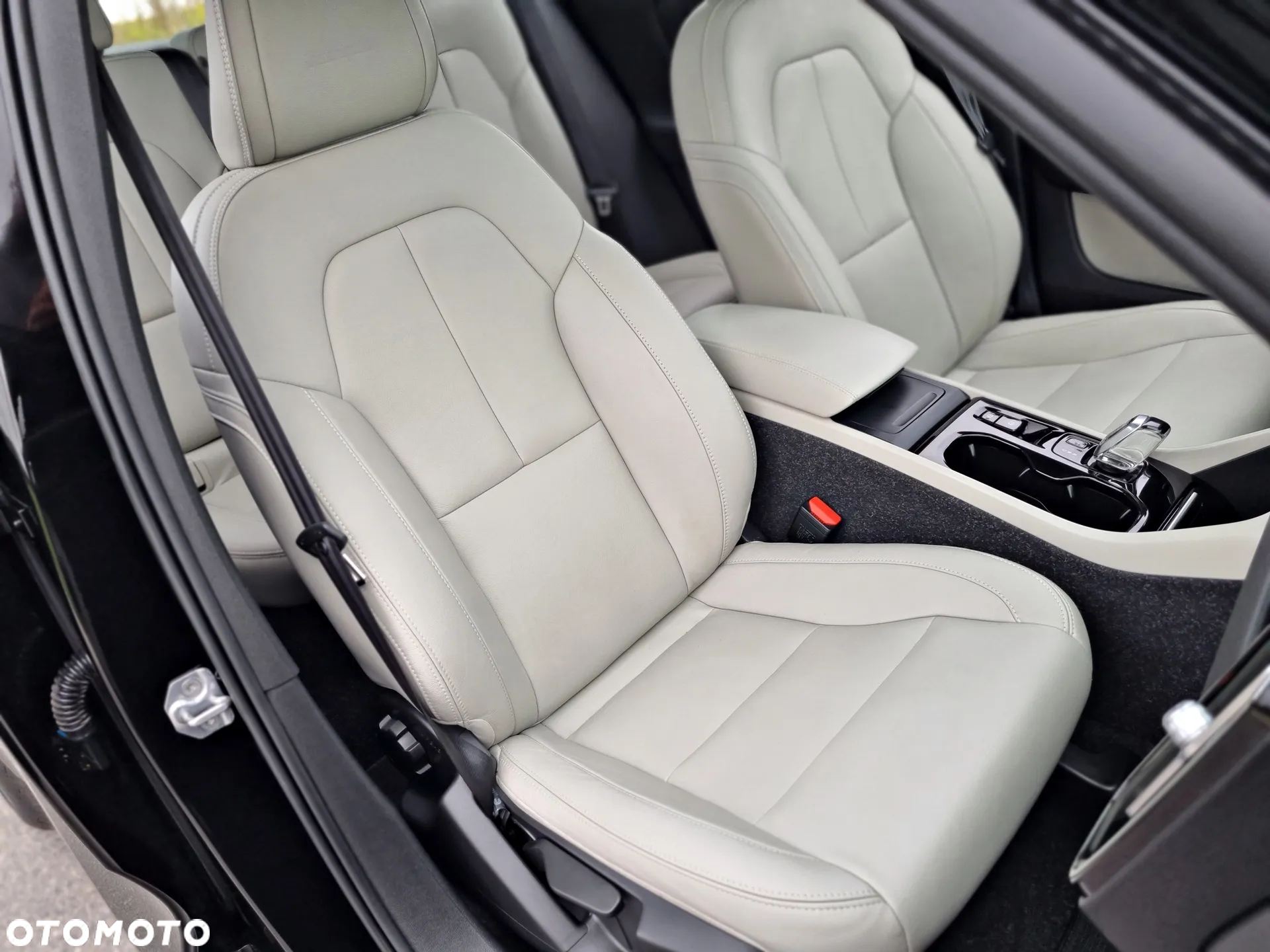 Volvo XC 40 D3 SCR Inscription - 27