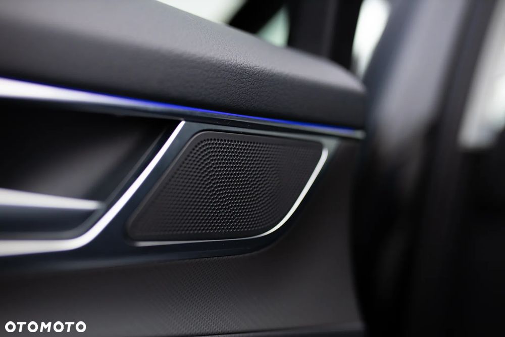 Audi A6 Avant 2.0 TDI ultra S tronic - 24