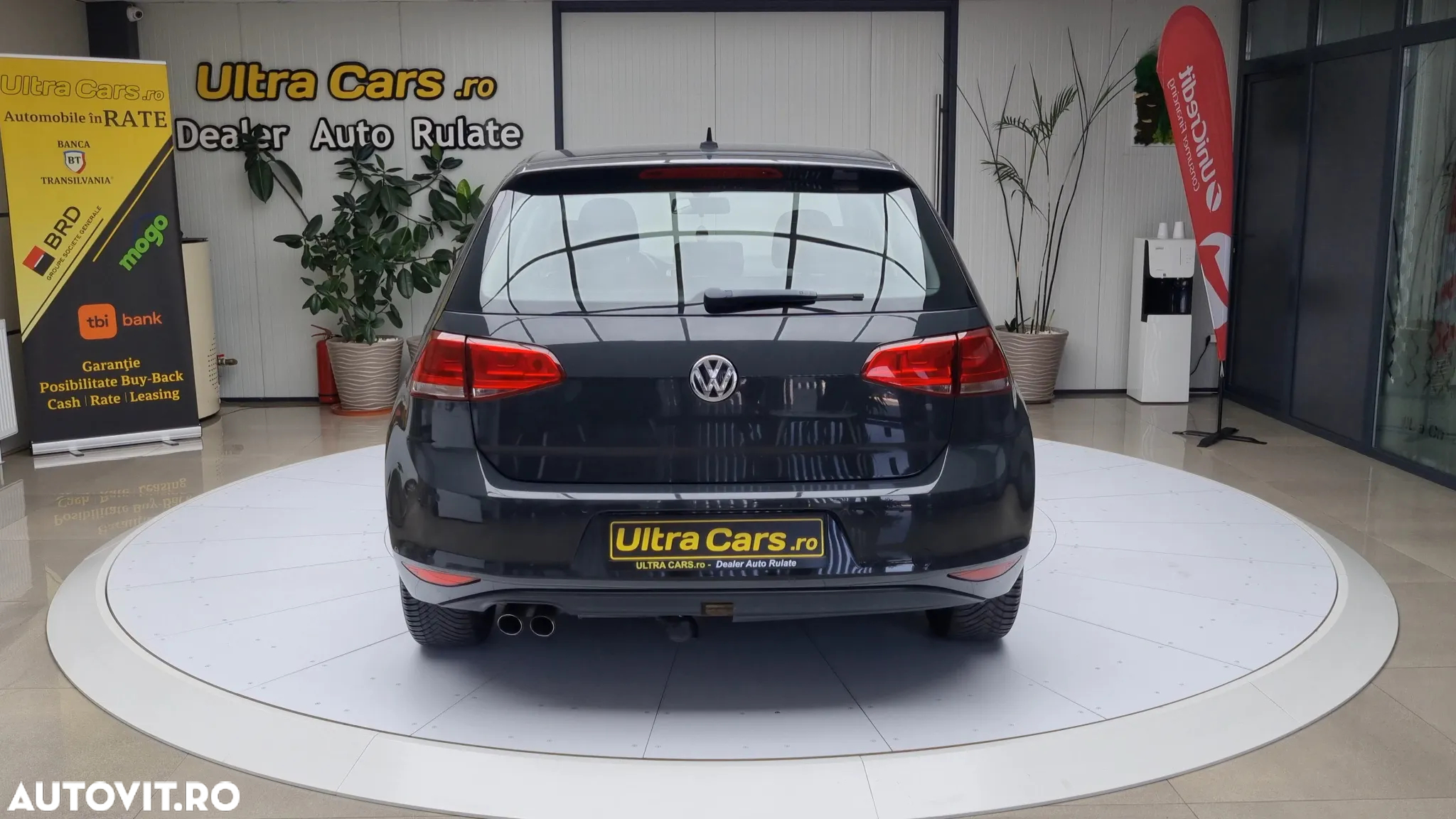 Volkswagen Golf 2.0 TDI BMT Comfortline - 5