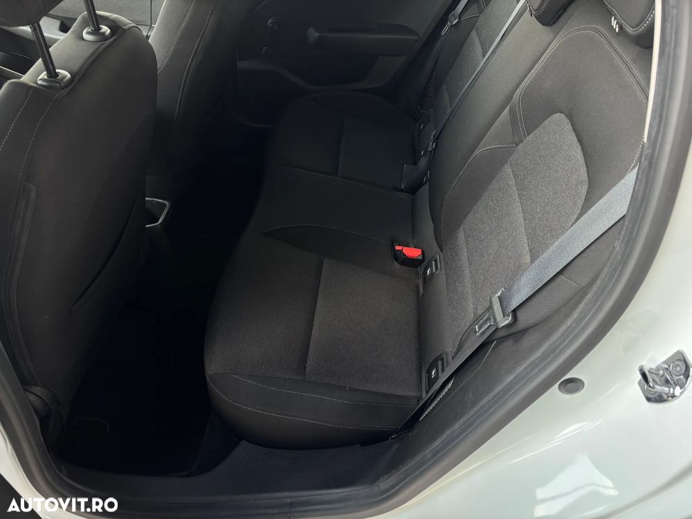 Renault Clio E-TECH 140 BUSINESS EDITION - 30