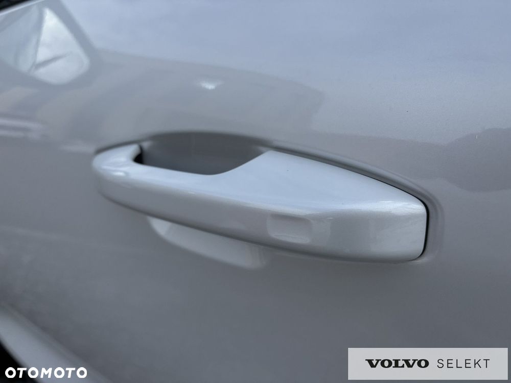 Volvo XC 40 - 20