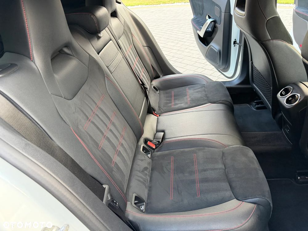 Mercedes-Benz Klasa A 200 4-Matic AMG Line 8G-DCT - 21