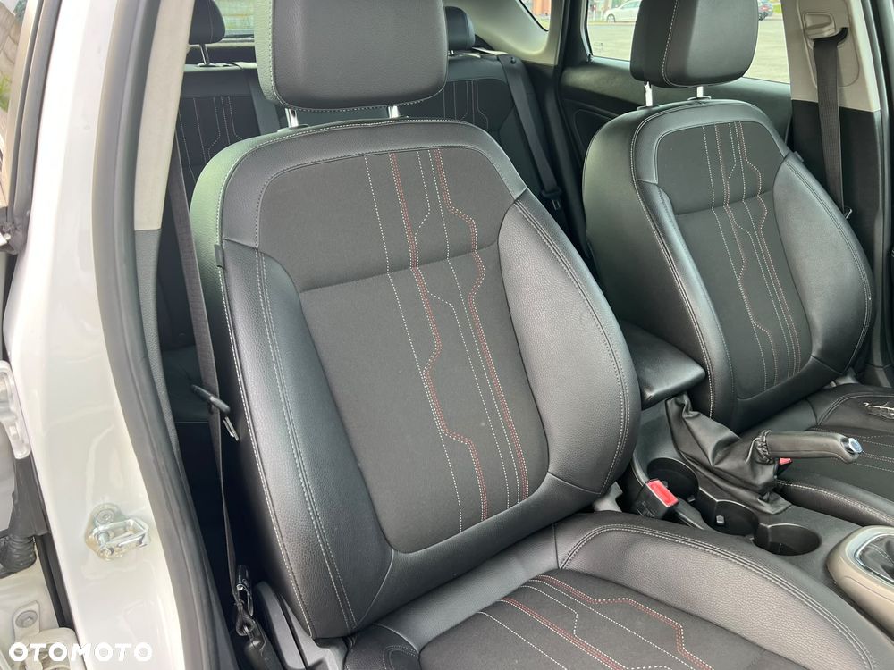 Opel Astra 1.4 T Edition 150 - 28