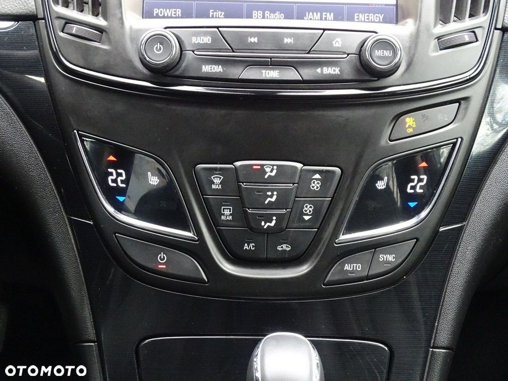 Opel Insignia - 23