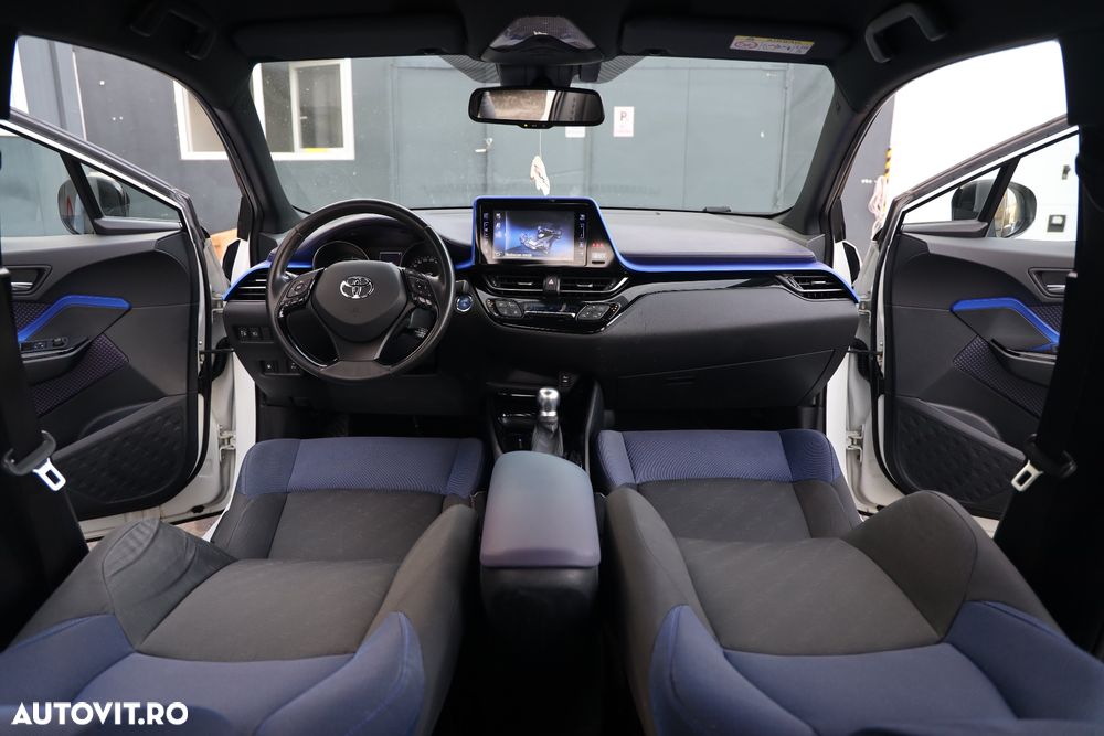 Toyota C-HR Style - 11