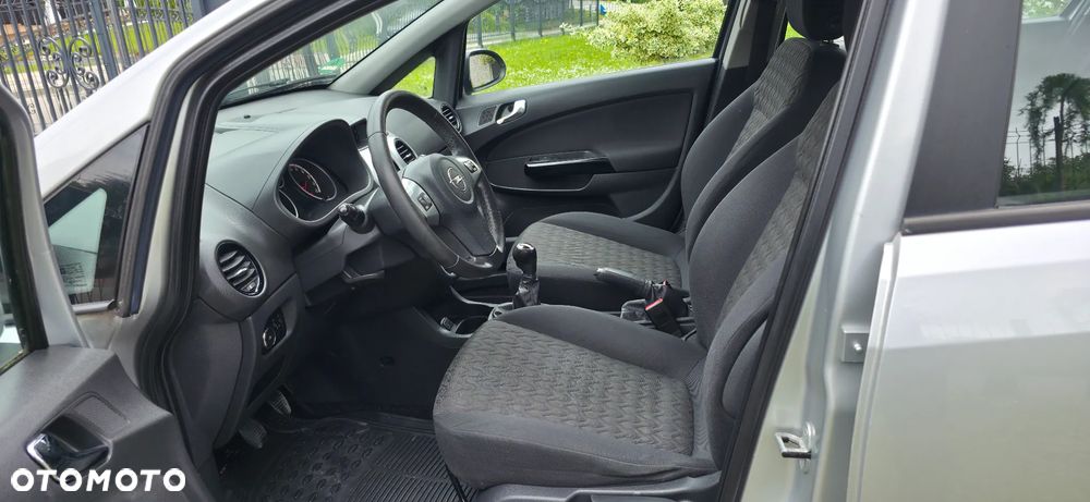 Opel Corsa 1.2 16V Navi - 13