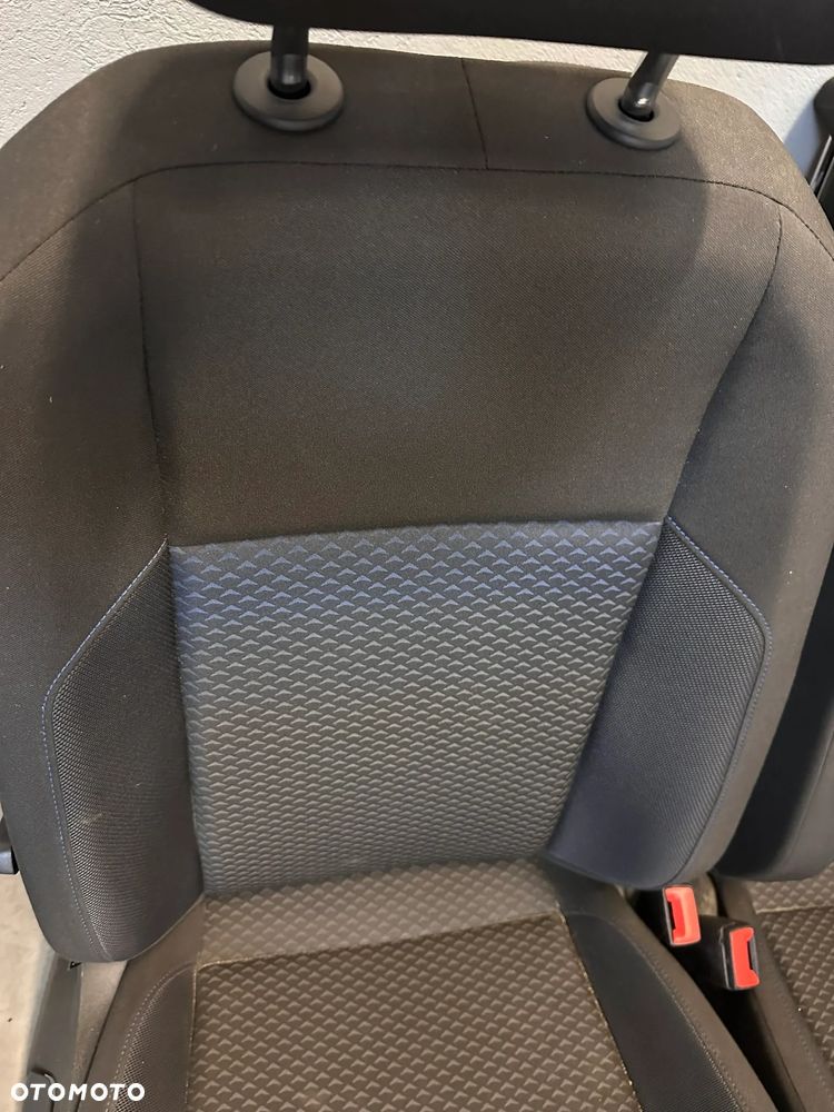 Fotele Kanapy VW Polo 2G 2G0 - 8