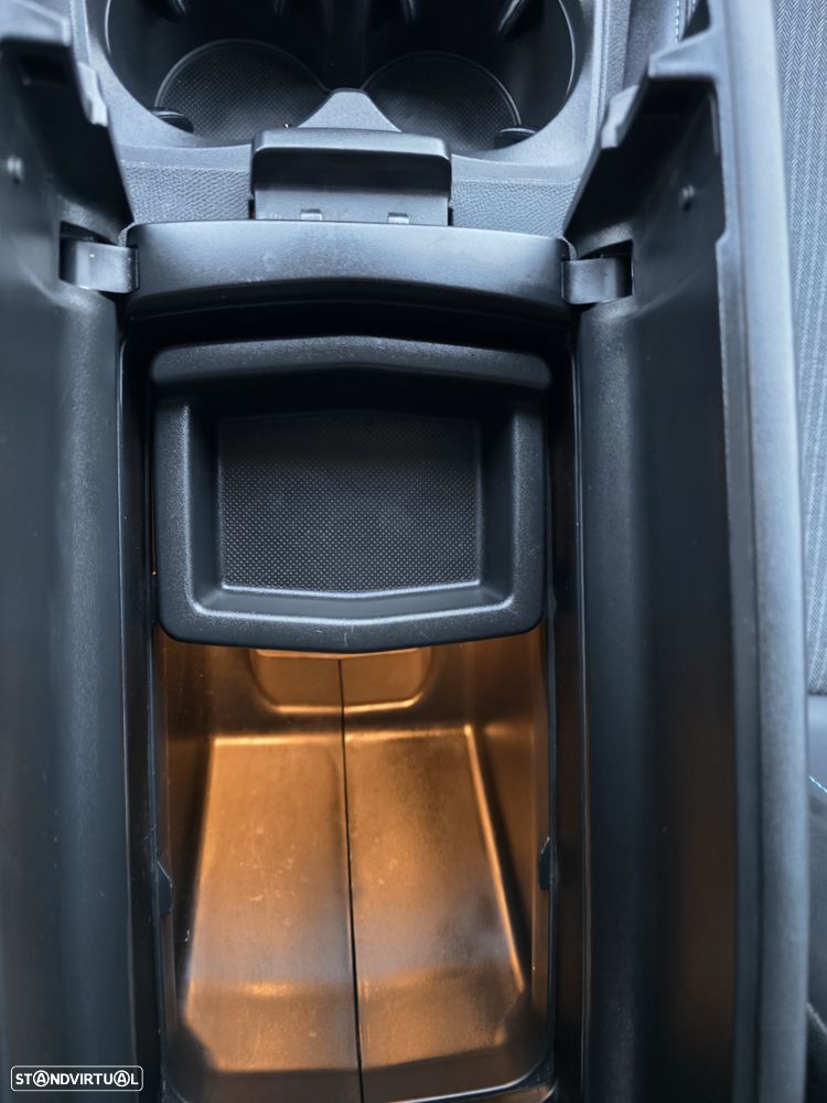 Peugeot 3008 BlueHDi 130 Stop & Start EAT8 Allure - 31