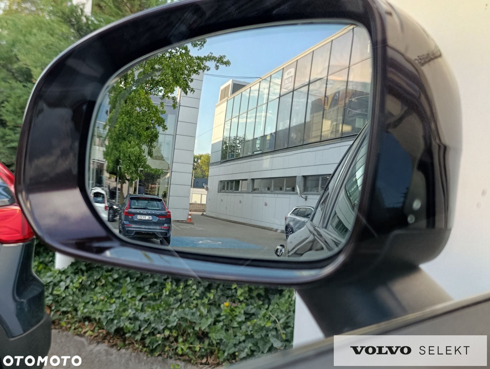 Volvo V90 Cross Country - 33