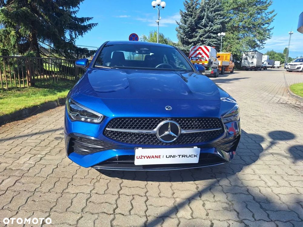 Mercedes-Benz CLA 200 AMG Line 7G-DCT - 2
