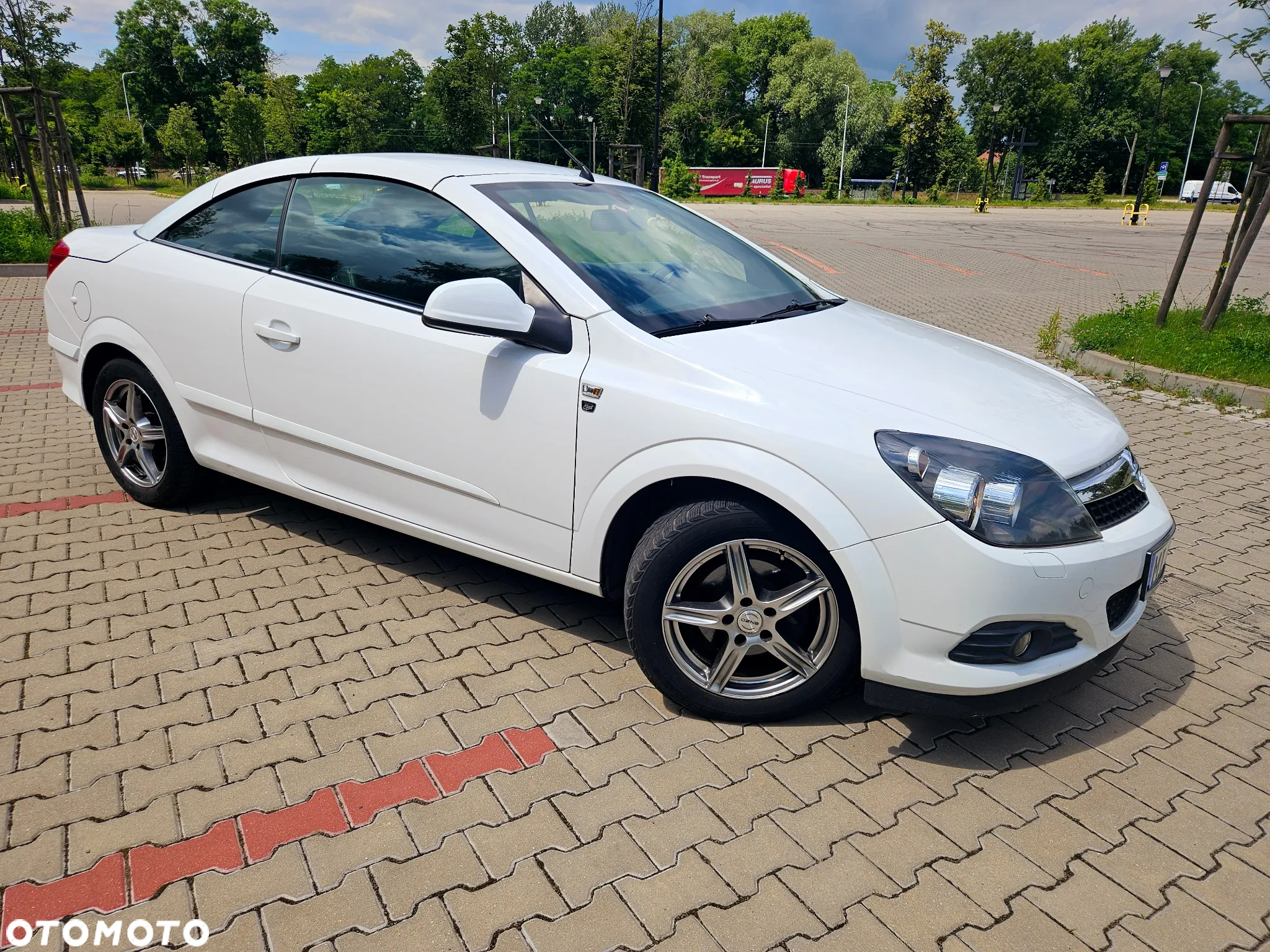 Opel Astra Twin Top 1.6 Endless Summer - 2