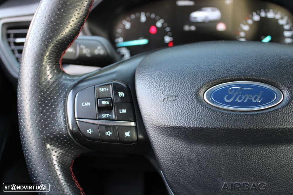 Ford Focus SW 1.5 TDCi EcoBlue ST-Line - 10