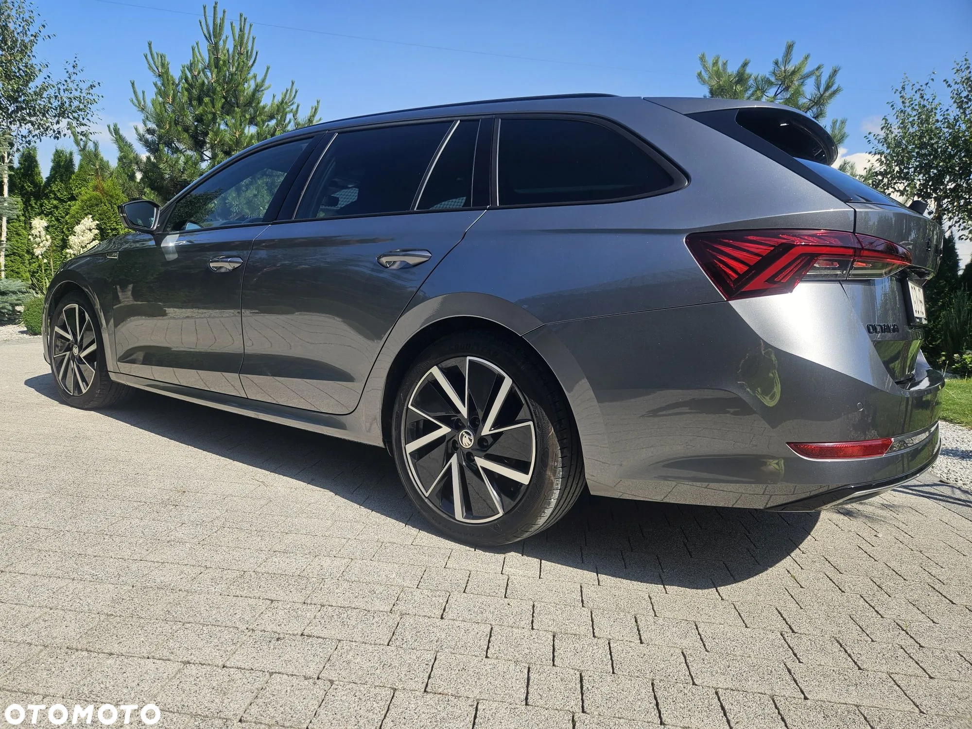 Skoda Octavia 2.0 TSI 4x4 Sportline DSG - 9