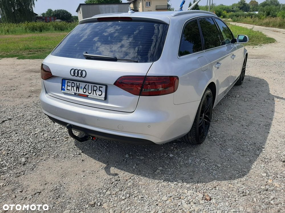 Audi A4 Avant 2.0 TDI DPF Attraction - 9