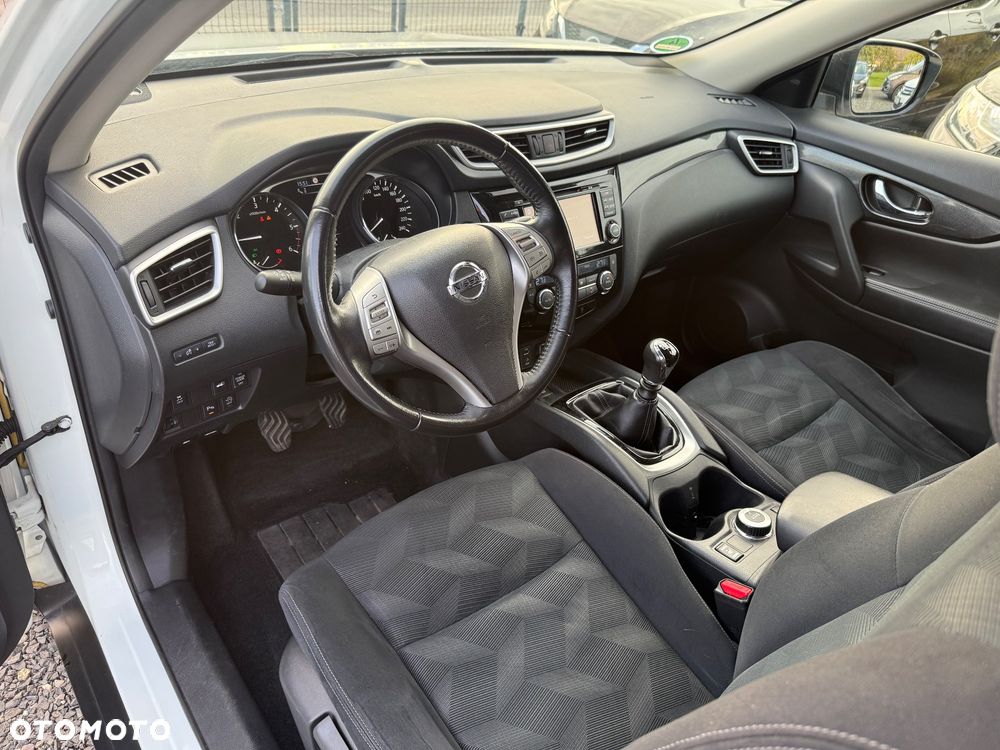 Nissan X-Trail 1.6 dCi ALL-MODE 4x4i 360 - 17