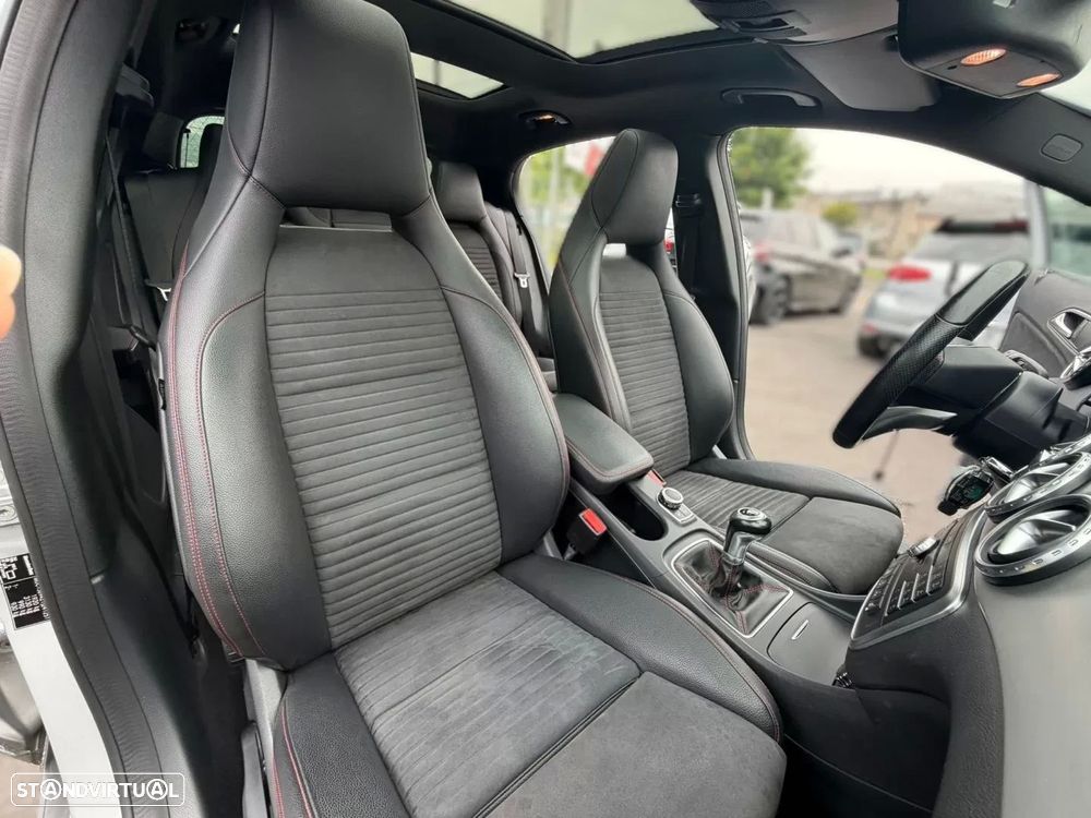Mercedes-Benz GLA 180 AMG Line - 16