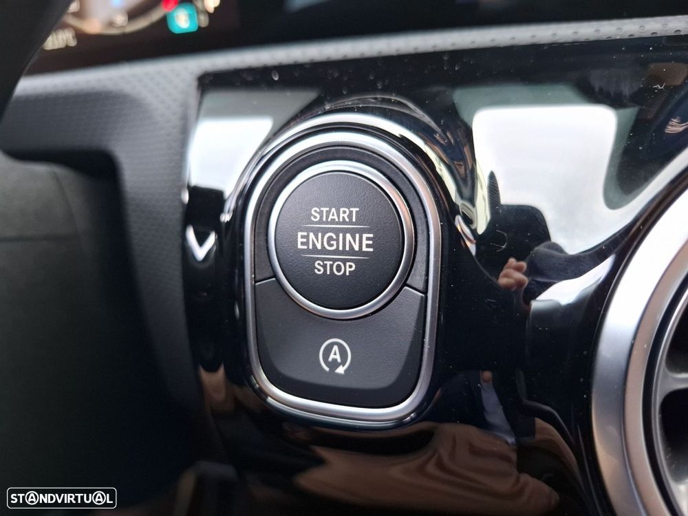 Mercedes-Benz CLA 180 d Shooting Brake AMG Line Aut. - 18