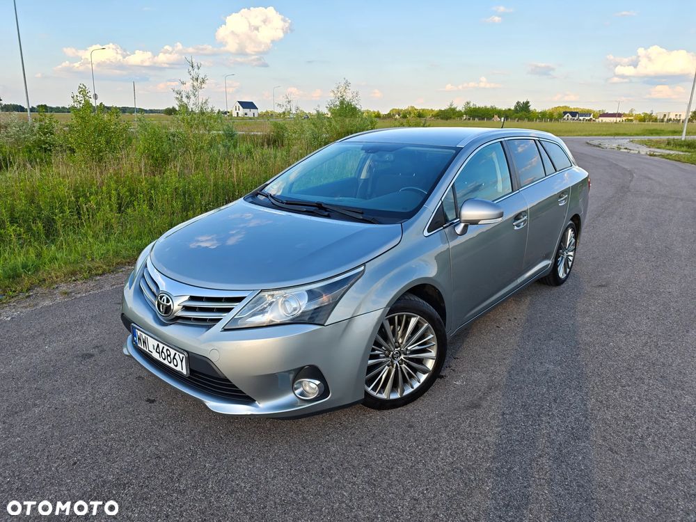 Toyota Avensis 1.8 Multidrive S Sol - 1