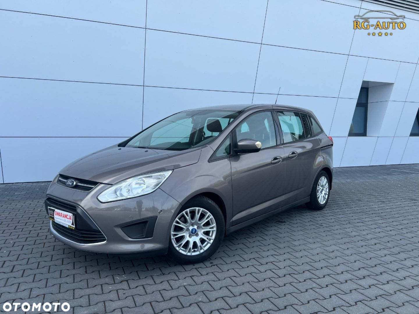 Ford Grand C-MAX - 8