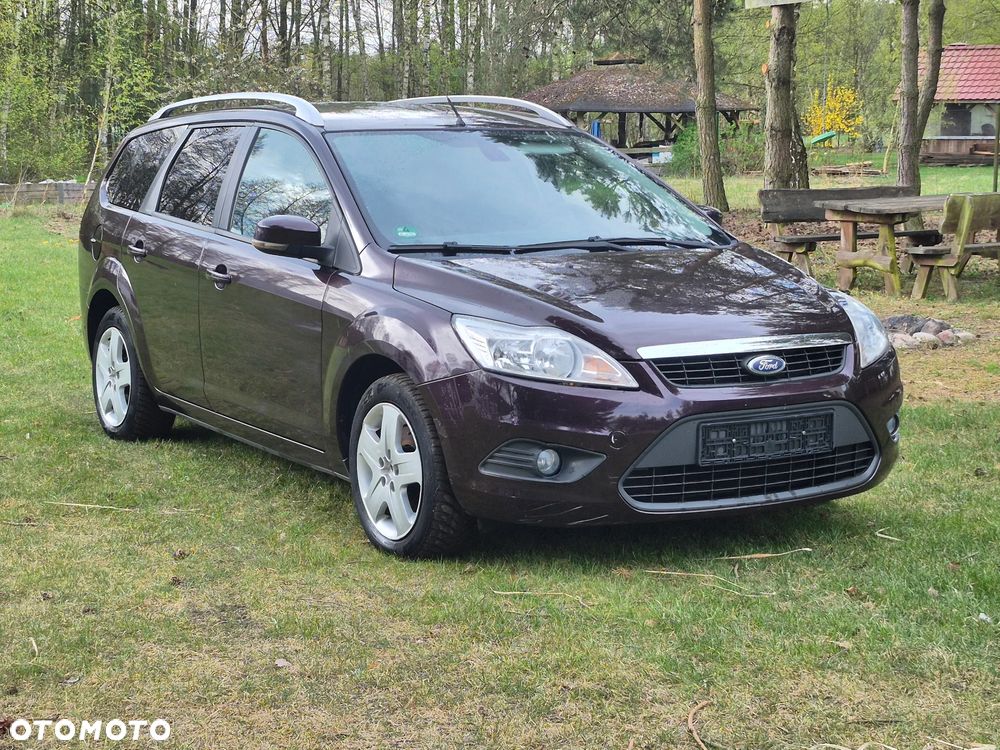 Ford Focus 1.6 16V Ambiente - 2