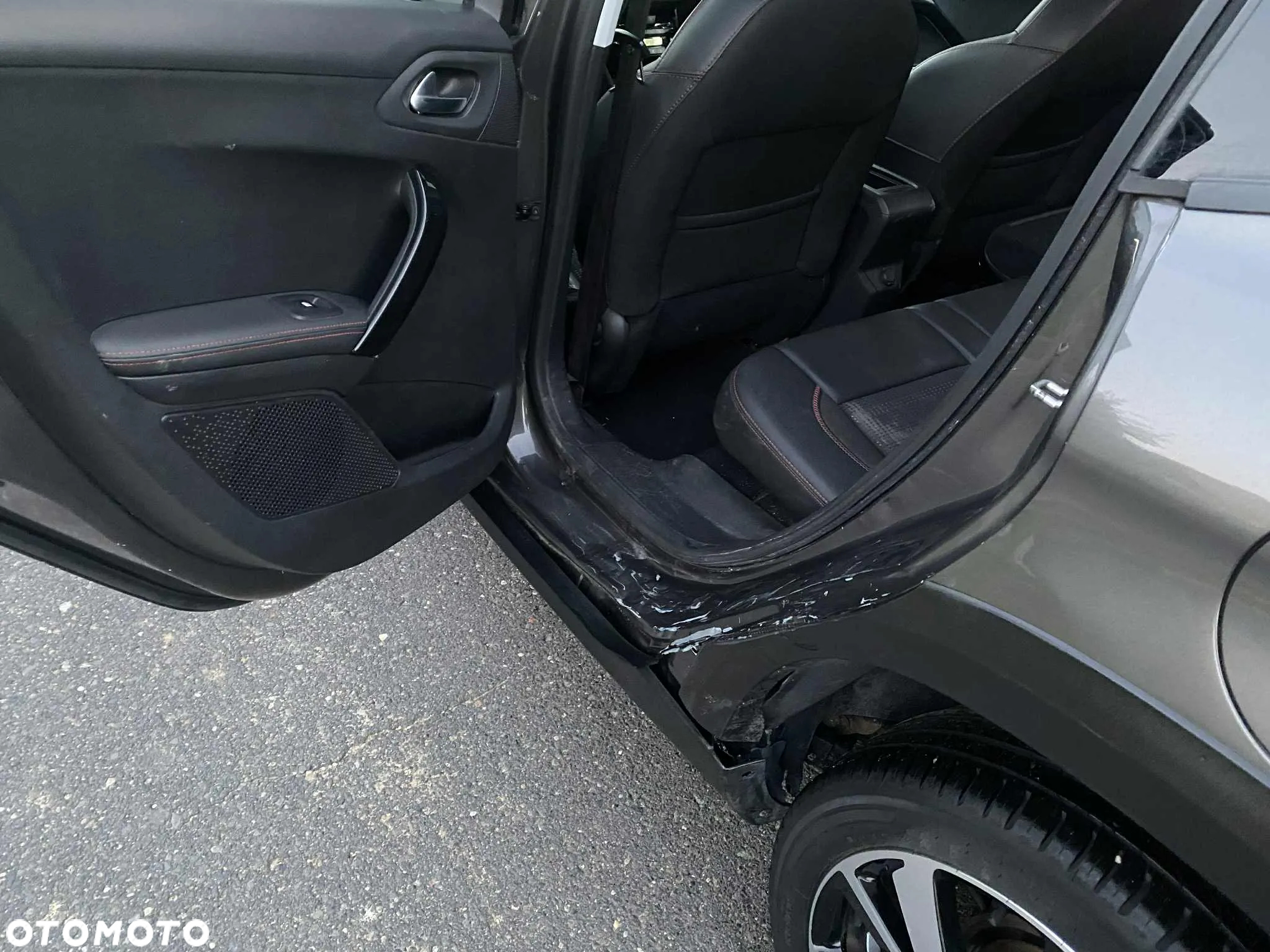 Peugeot 2008 PureTech 110 Stop&Start GT-Line Edition - 32