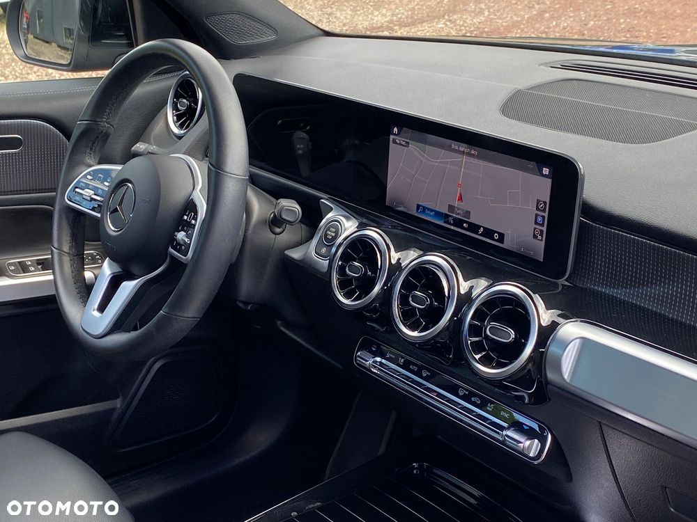 Mercedes-Benz GLB 250 4-Matic 8G-DCT - 16