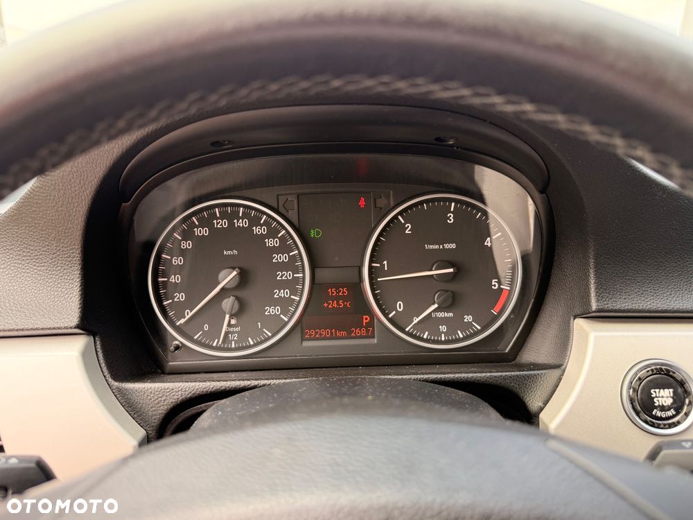 BMW Seria 3 318d DPF Edition Sport - 30