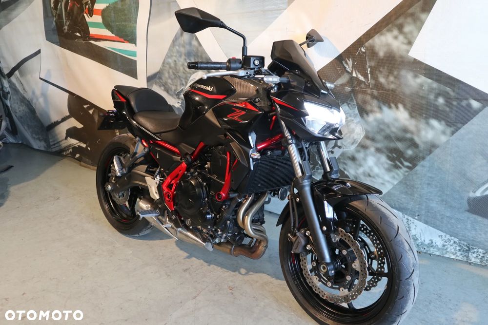 Kawasaki Z 650 - 17