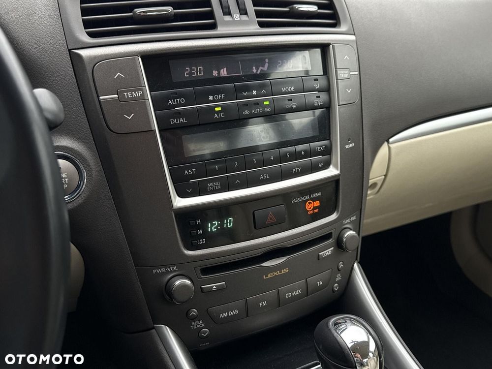 Lexus IS 250 Elegance - 19