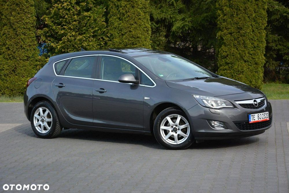 Opel Astra 1.4 Turbo Cosmo - 12