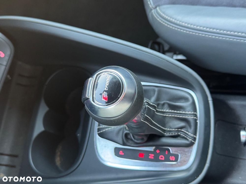 Audi A1 3-drzwiowe 1.4 TFSI S tronic S line edition m S line Sportpaket - 22
