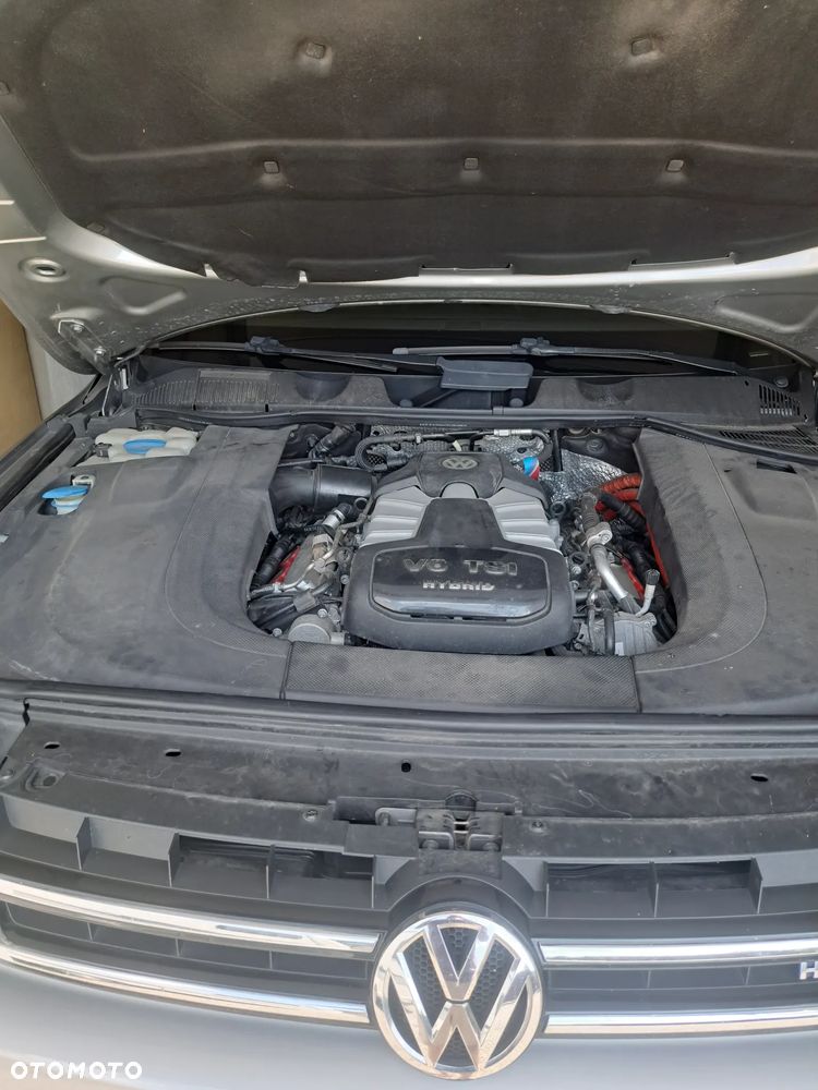 Volkswagen Touareg - 30